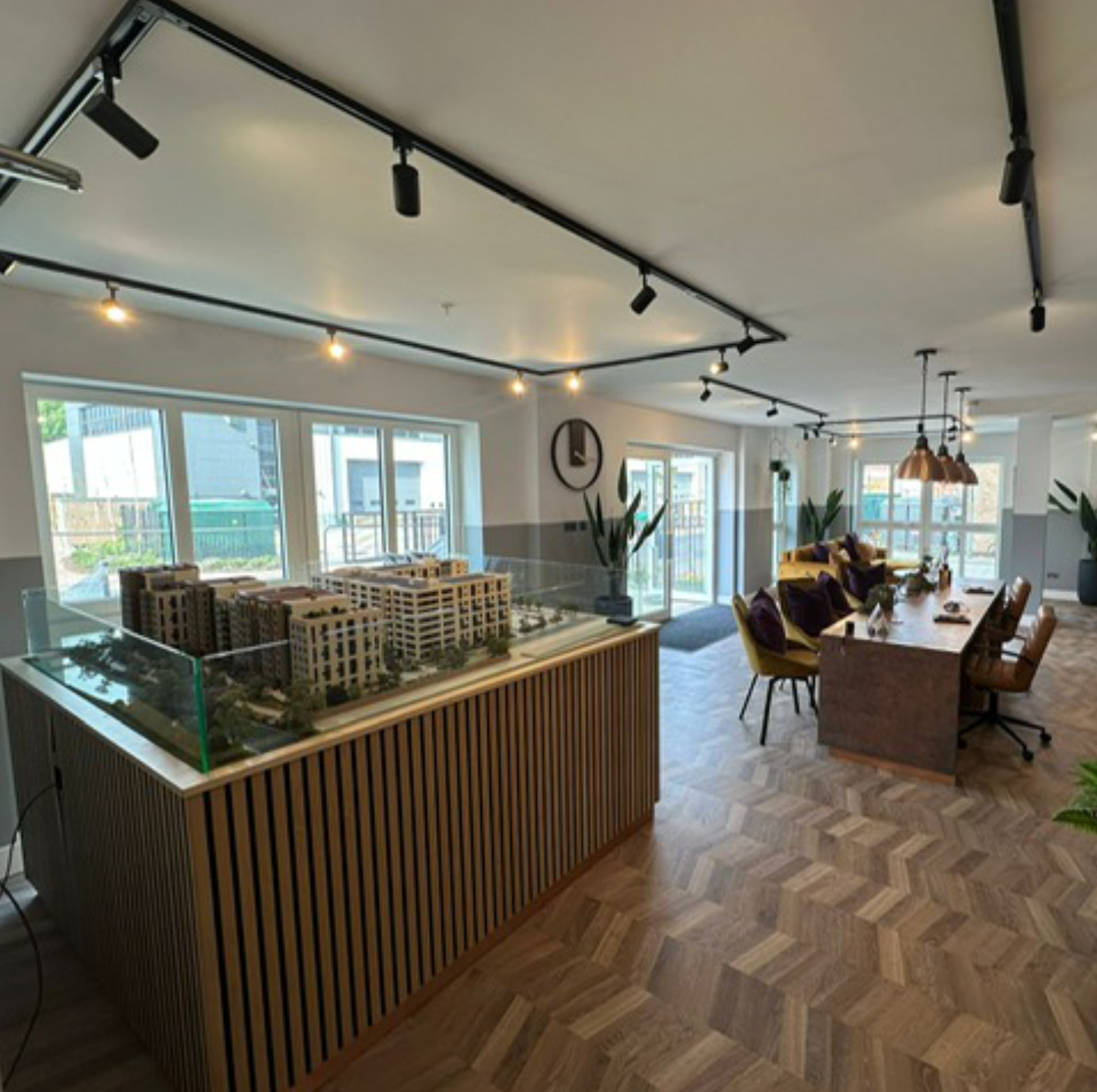 project sales office-p2 Gallery Carpentry Image 075